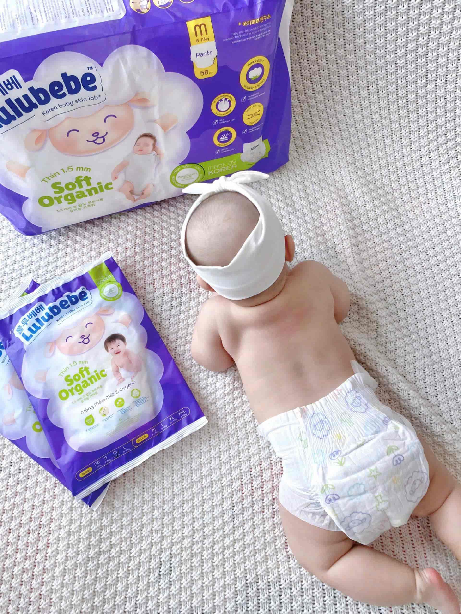 Bỉm co giãn tốt cho bé thoải mái bò, chạy nhảy