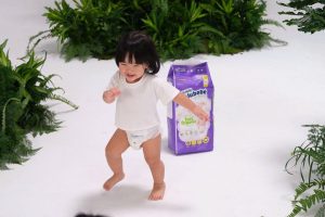 Bỉm Lulubebe cho bé thoải mái tự do vận động, khám phá thế giới xung quanh