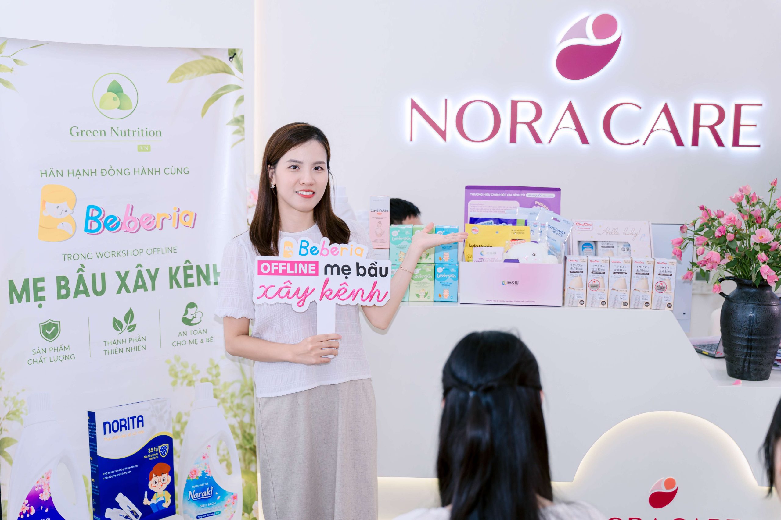Không gian buổi sự kiện Mẹ bầu xây kênh kết hợp hội thảo tiền sản